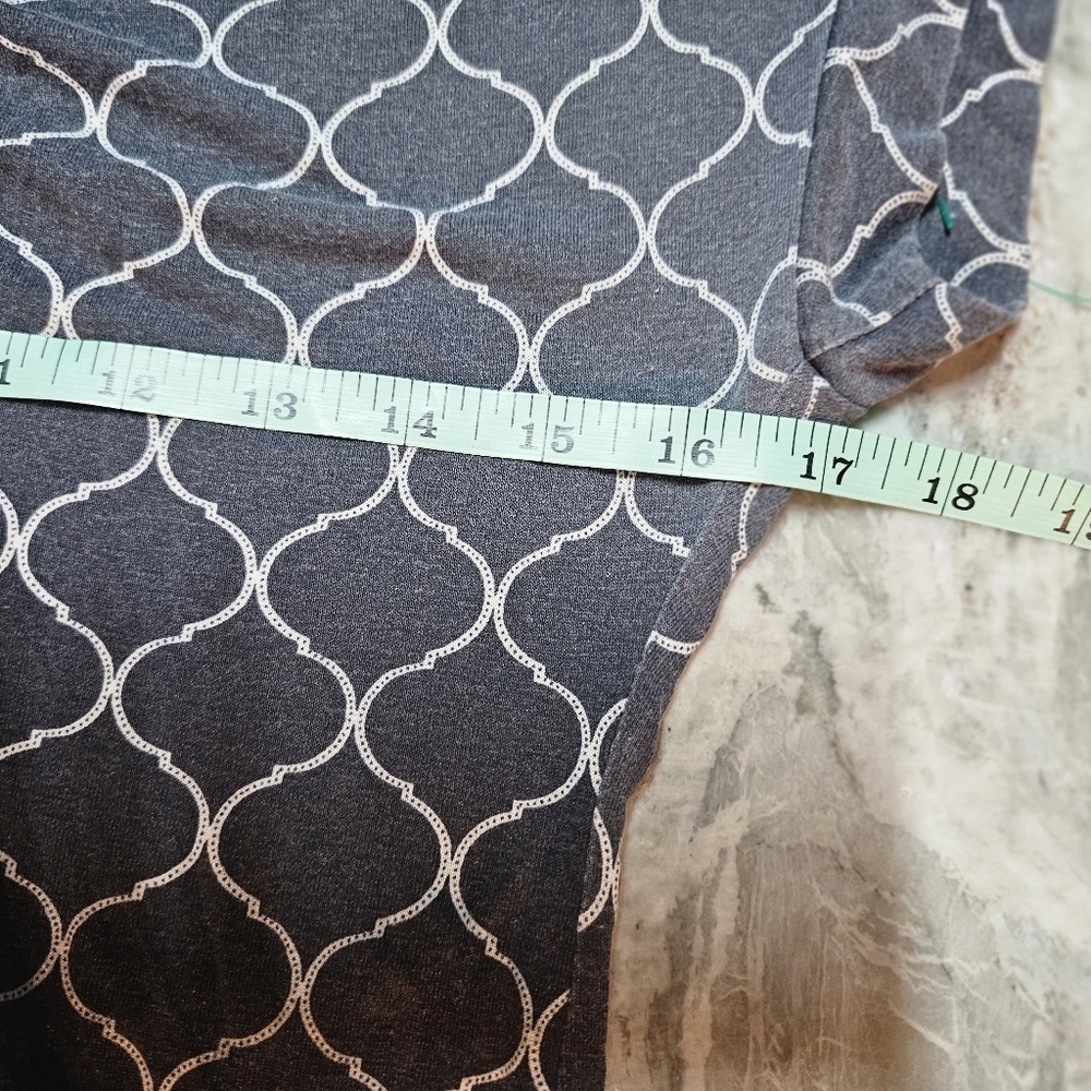 Banana Republic Navy White Knot Front Geometric Top – Medium - Picture 6 of 9